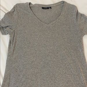 Gray Vneck-APT 9